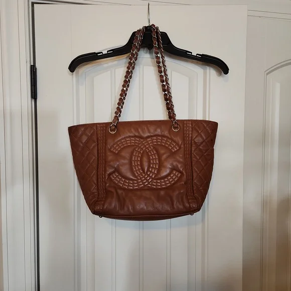 Poshmark chanel bags hot sale